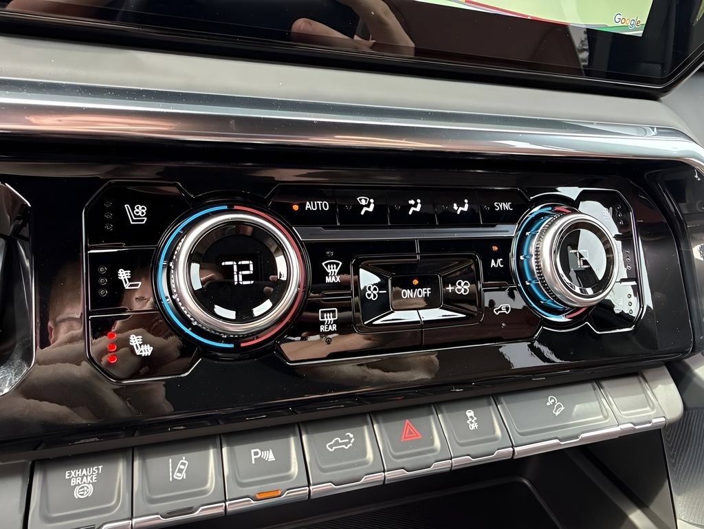 New 2026 GMC Sierra 2500 Denali Ultimate AWD/4WD image 21