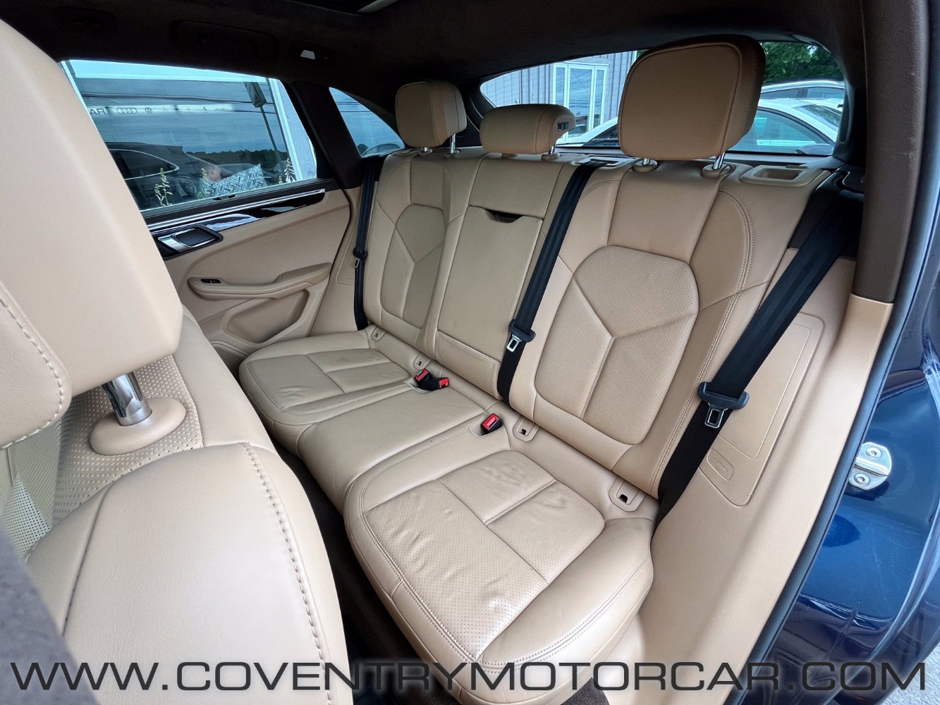 Used 2017 Porsche Macan Turbo image 29