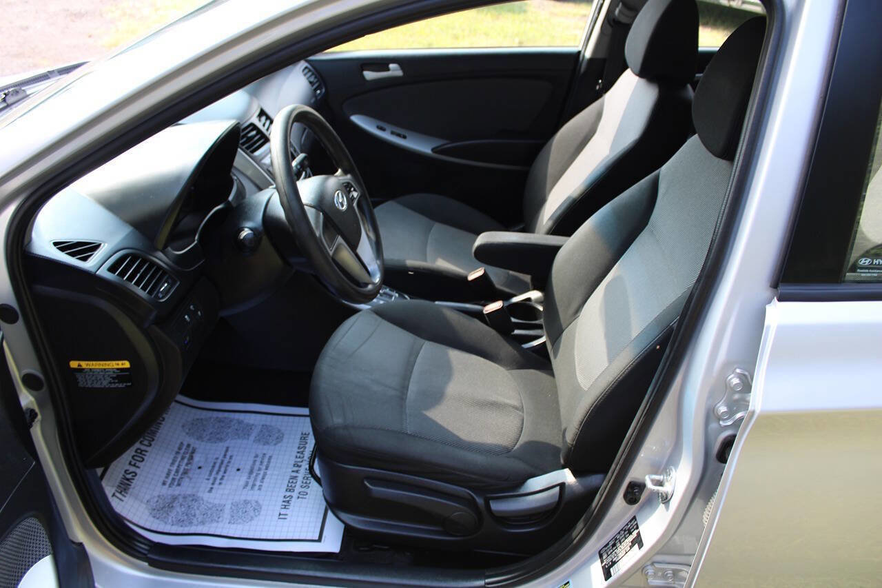 Used 2014 Hyundai Accent GS image 15