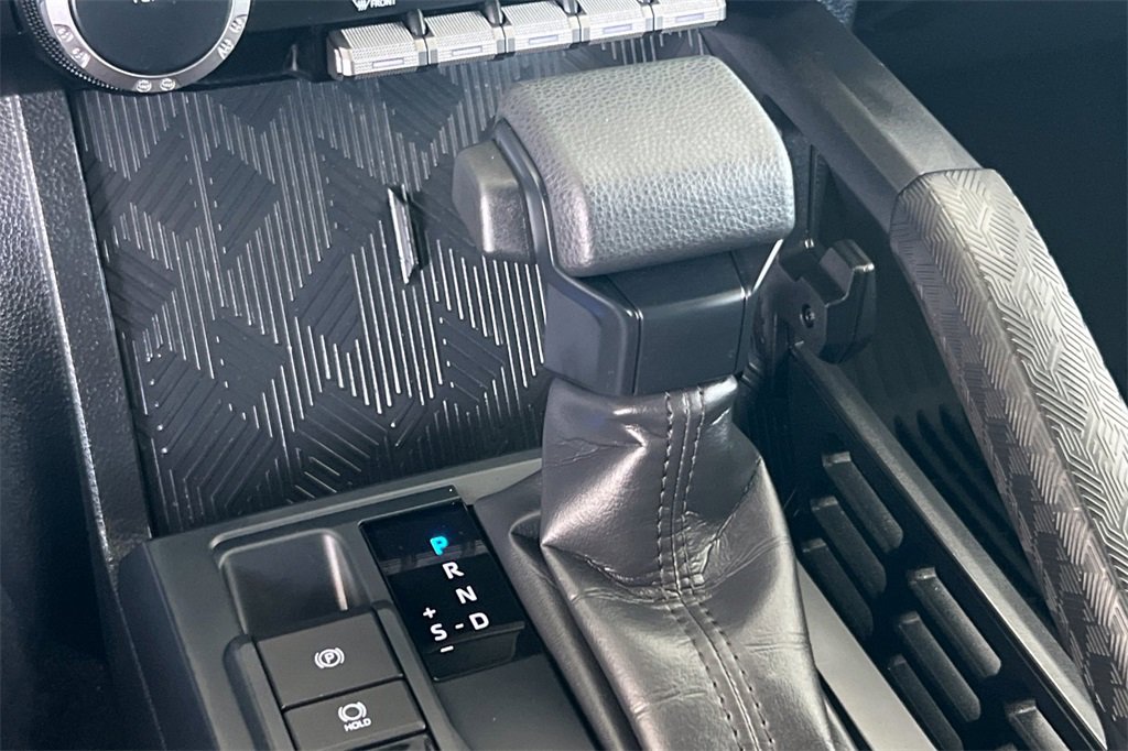 Certified 2025 Toyota Tacoma SR5 image 24