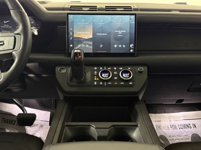 Used 2025 Land Rover Defender 130 Outbound AWD/4WD image 27