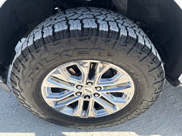 Used 2024 Ford F150 Lariat w/ FX4 Off-Road Package image 31