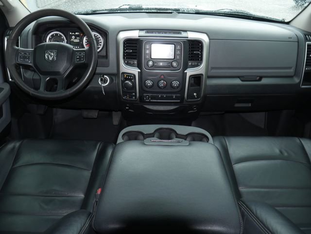 Used 2017 RAM 1500 Classic SLT AWD/4WD image 5