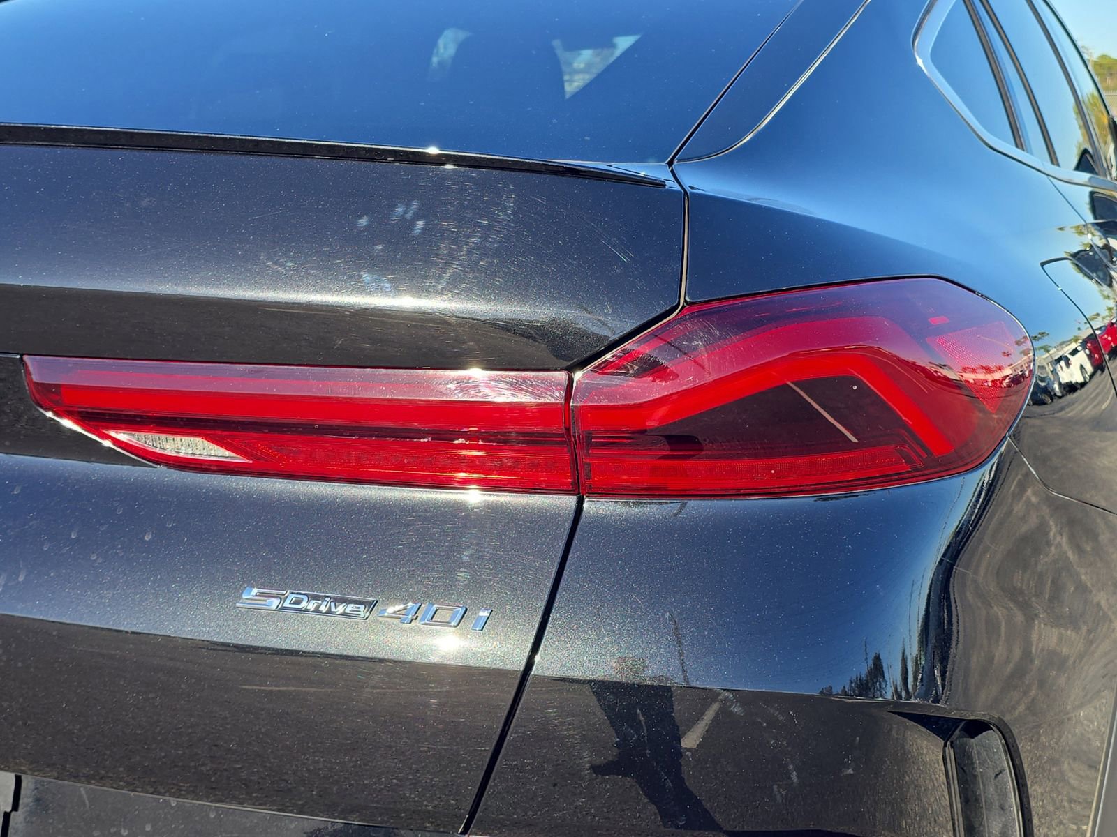 Used 2021 BMW X6 sDrive40i w/ Premium Package image 8