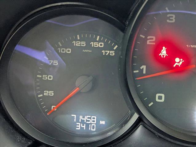 Used 2018 Porsche Macan image 11