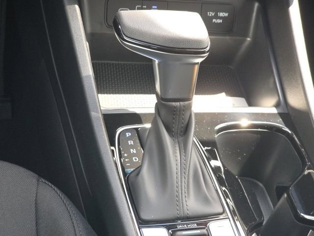 New 2026 Hyundai Tucson SE image 13