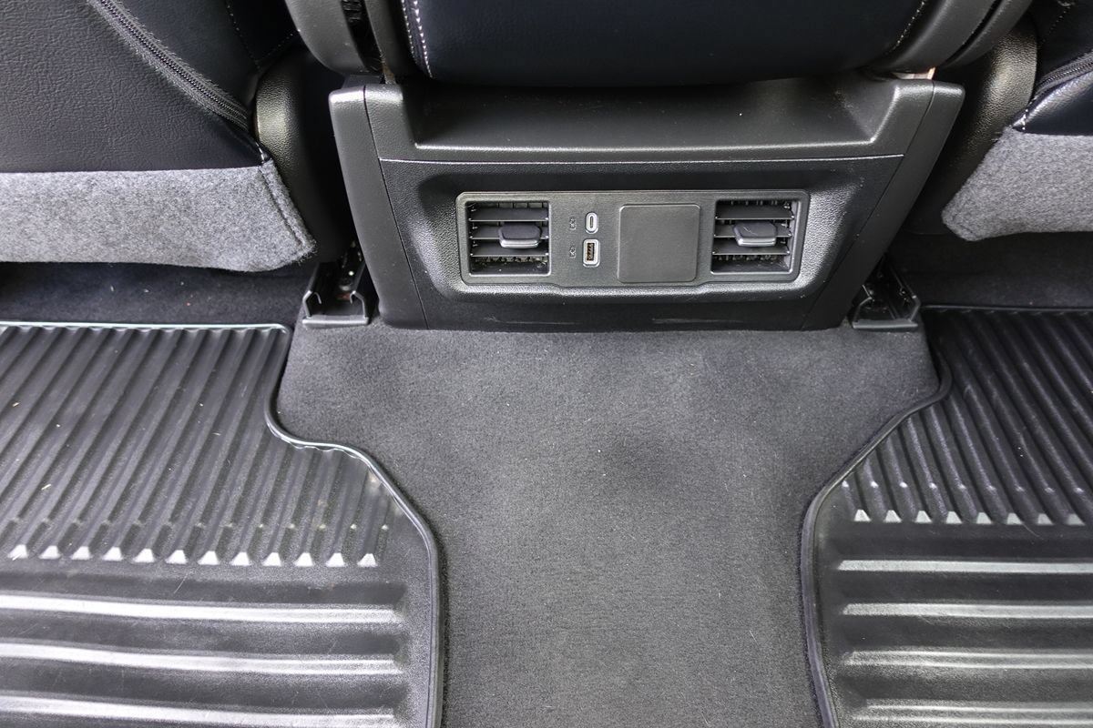 Used 2024 GMC Sierra 1500 Pro w/ Graphite Edition AWD/4WD image 33