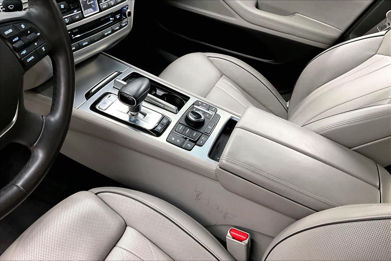 Used 2018 Genesis G80 5.0 Ultimate AWD/4WD image 16
