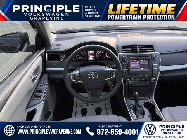 Used 2017 Toyota Camry SE FWD image 21