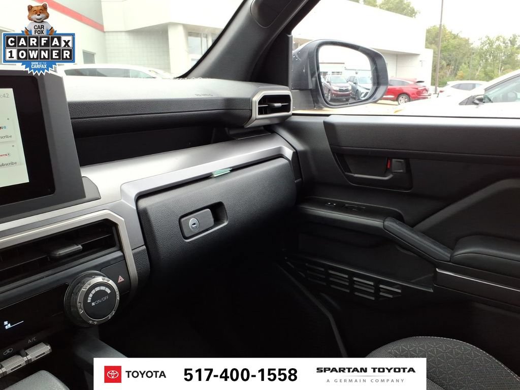 Used 2025 Toyota 4Runner SR5 AWD/4WD image 24