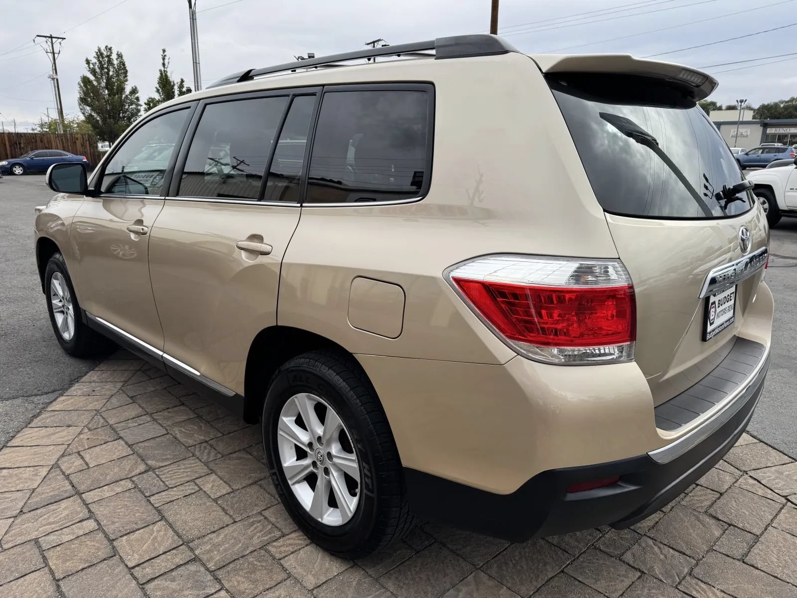 Used 2013 Toyota Highlander SE AWD/4WD image 4