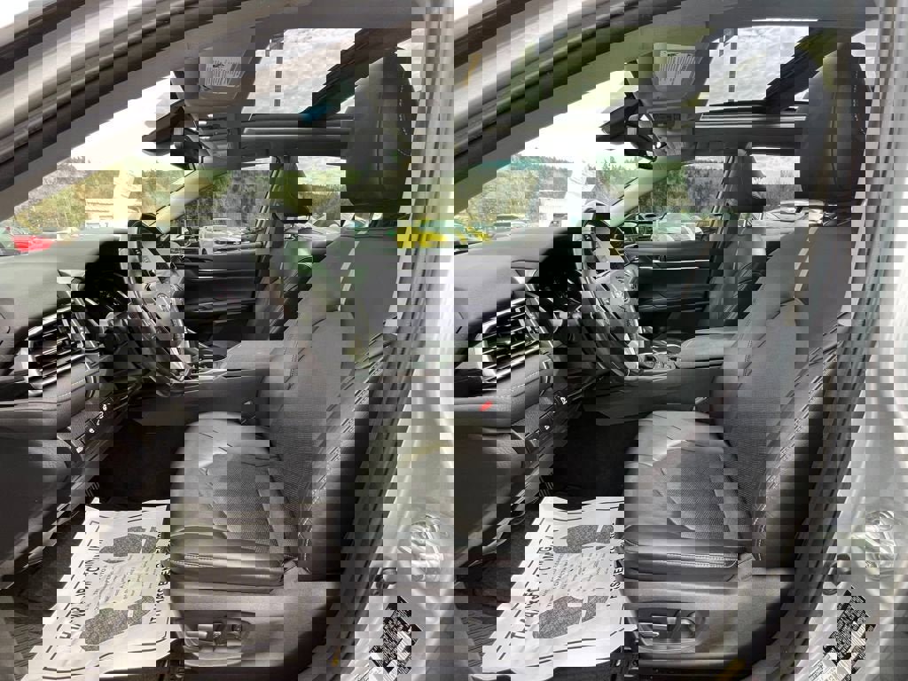 Used 2022 Toyota Camry XSE w/ Carpet Mat Package (TMS) image 15