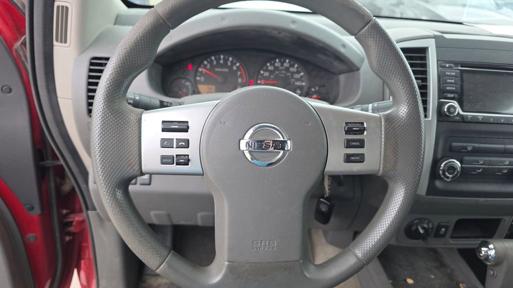 Used 2017 Nissan Frontier SV AWD/4WD image 14