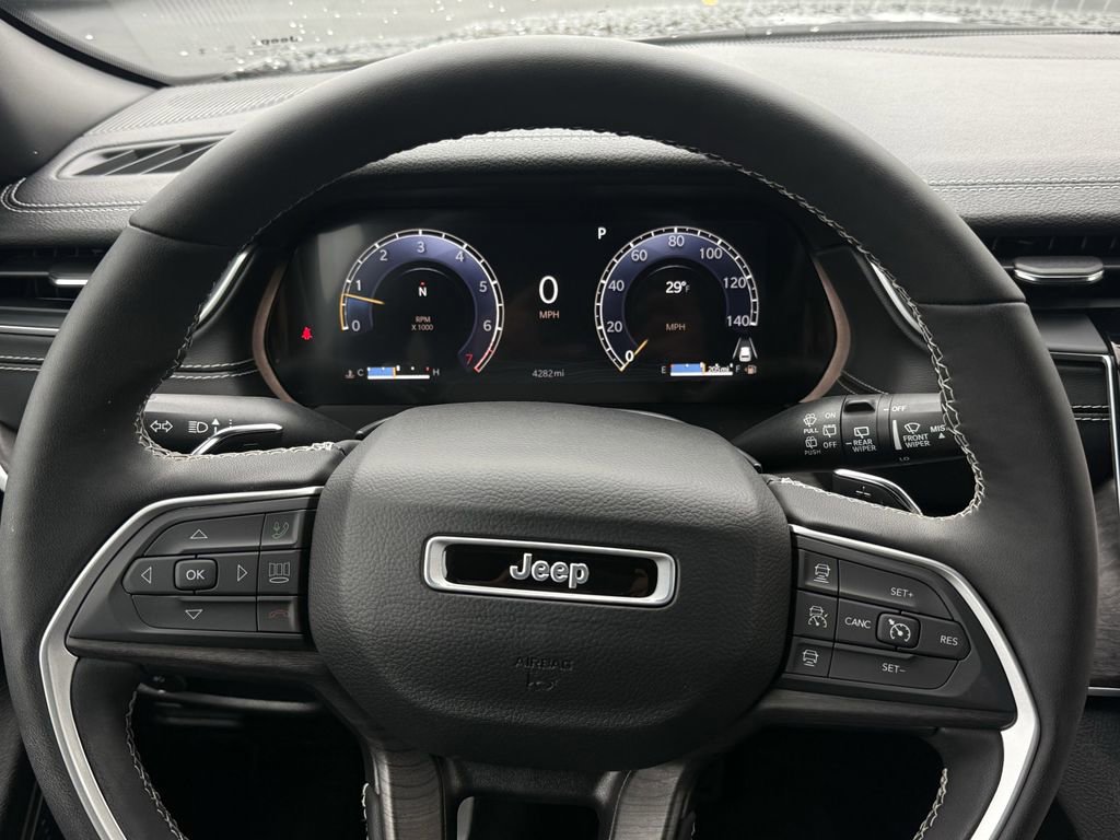 Used 2024 Jeep Grand Cherokee Limited w/ Trailer Tow Package image 20