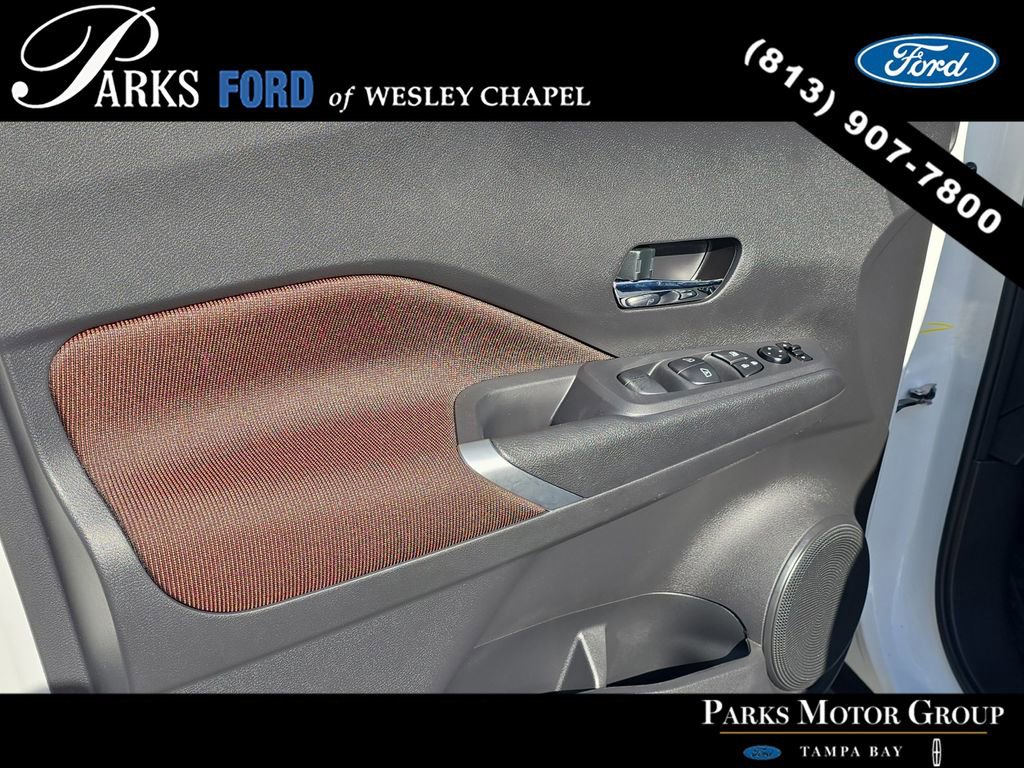 Used 2024 Nissan Kicks SR image 15