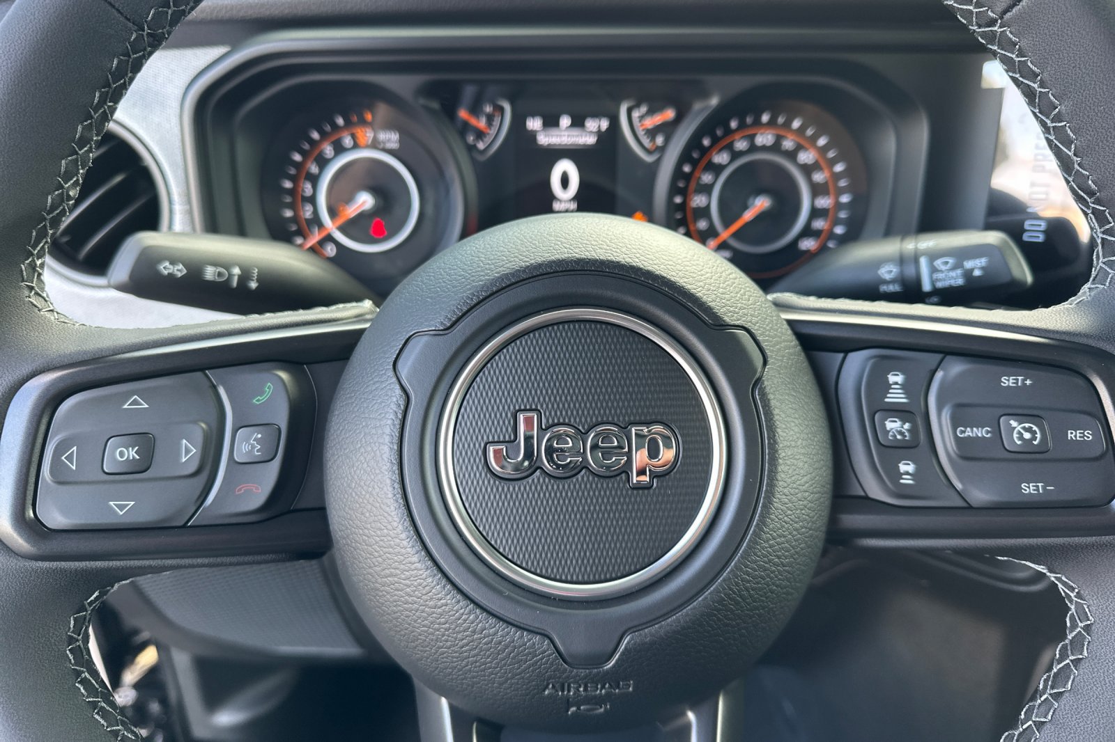 New 2026 Jeep Gladiator Sport AWD/4WD image 22