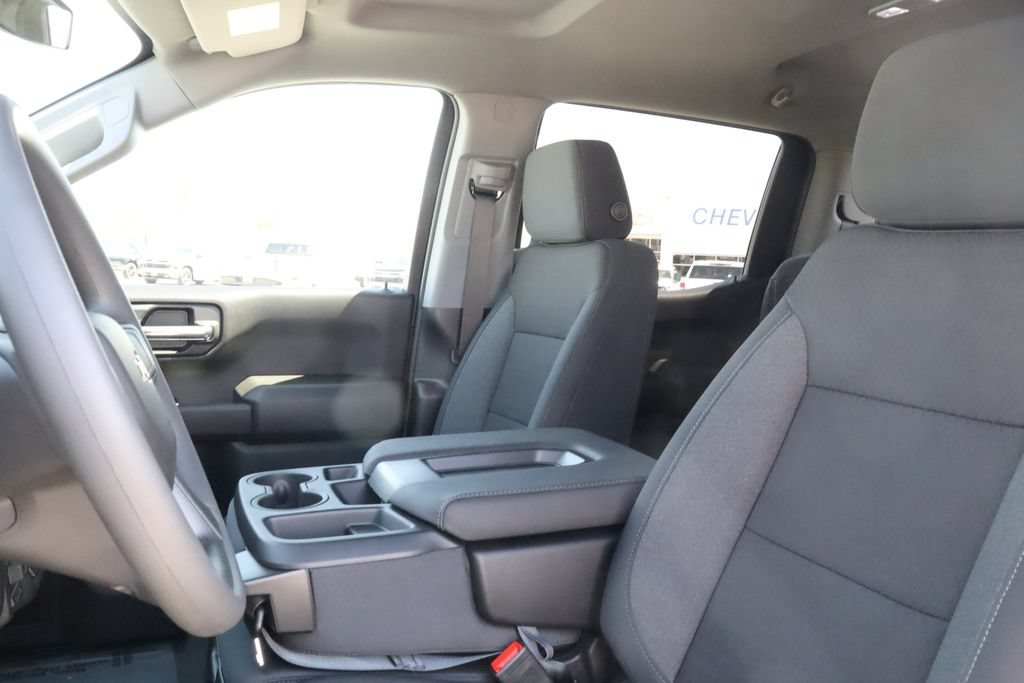 New 2026 Chevrolet Silverado 1500 Custom w/ Turbomax Blackout Package AWD/4WD image 18