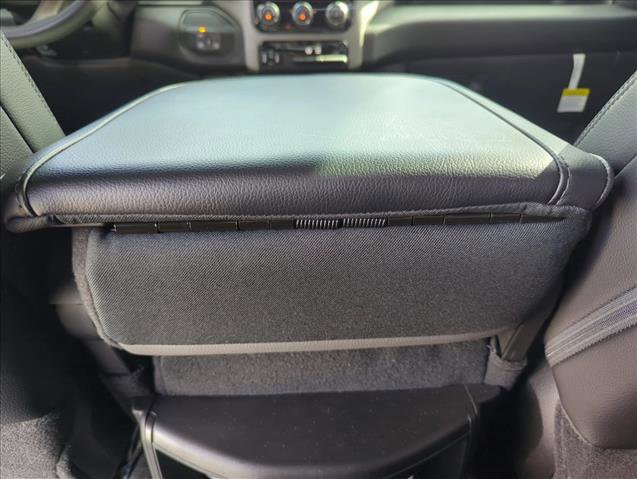 Used 2025 RAM 2500 Tradesman w/ Chrome Appearance Group image 15