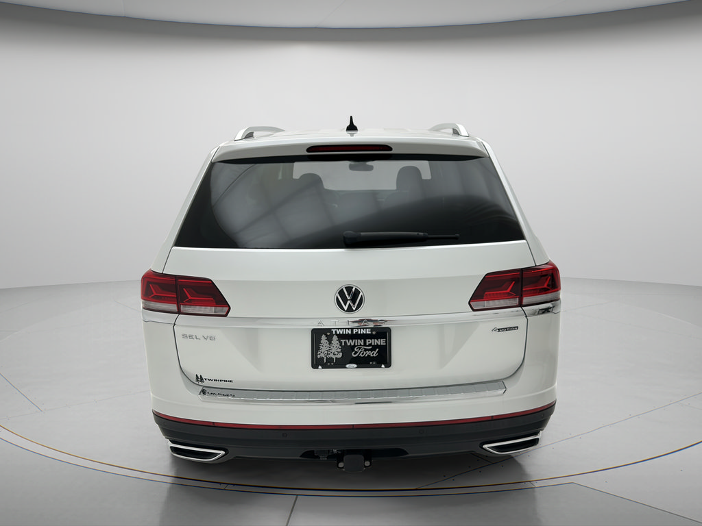 Used 2023 Volkswagen Atlas SEL AWD/4WD image 4