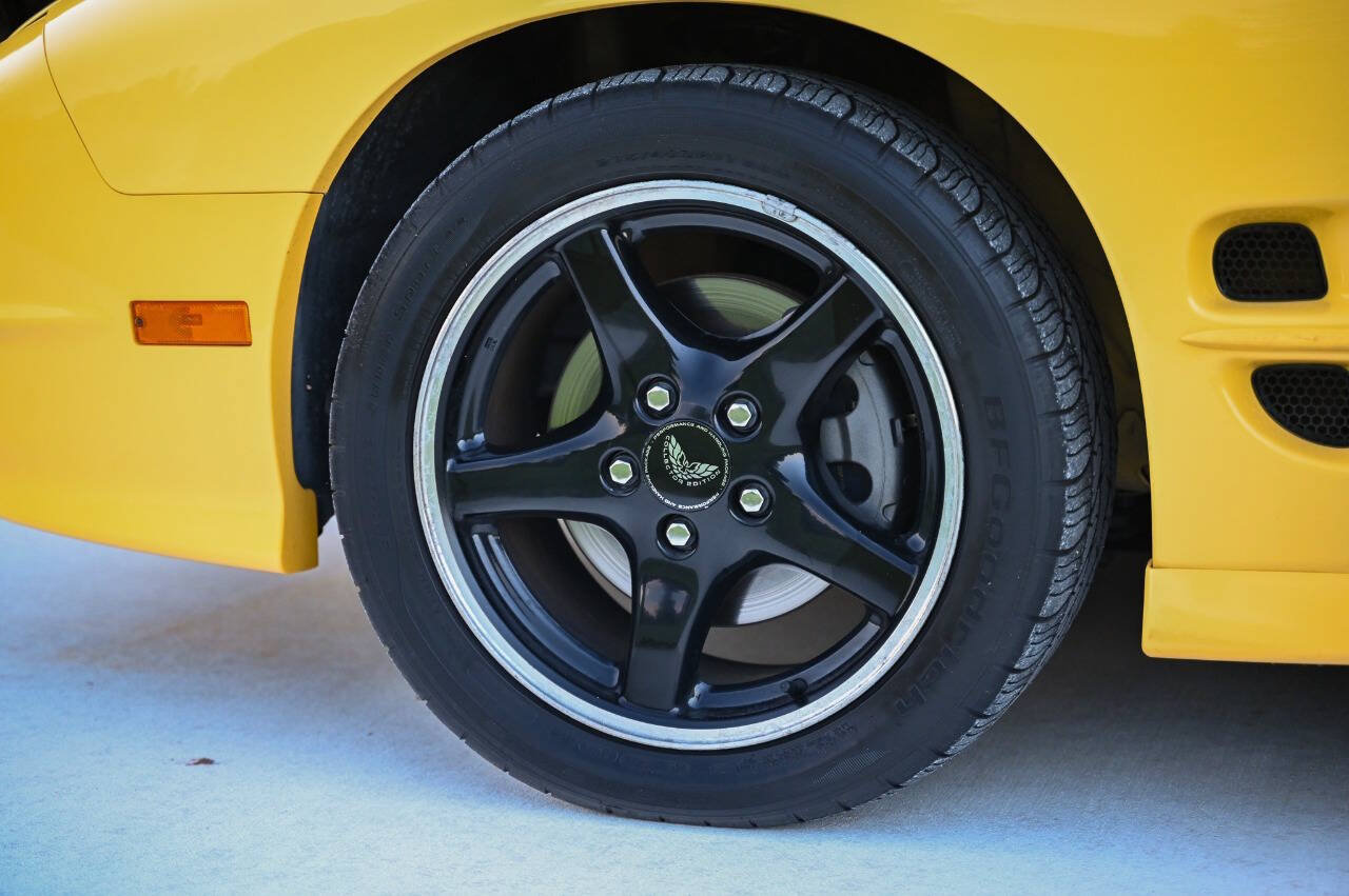 Used 2002 Pontiac Firebird Trans Am RWD image 43