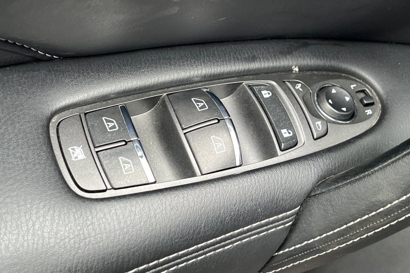 Used 2024 INFINITI QX80 Luxe image 14