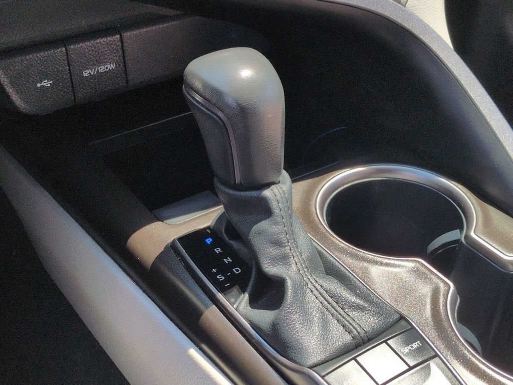 Used 2024 Toyota Camry SE FWD image 20