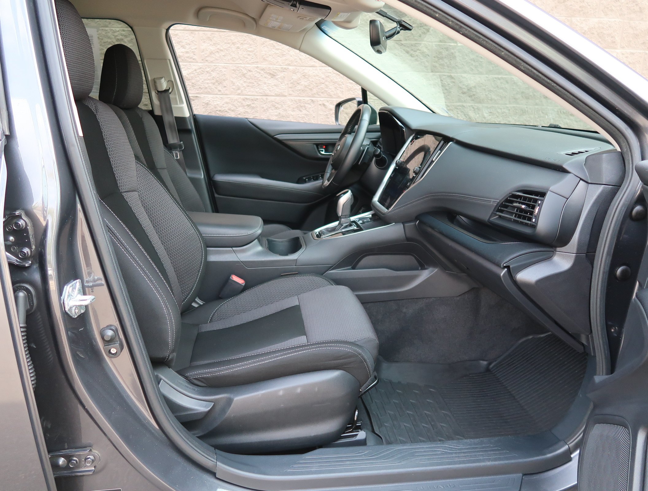 Used 2021 Subaru Outback Premium AWD/4WD image 37