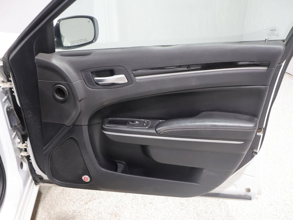 Used 2017 Chrysler 300 S AWD/4WD image 22