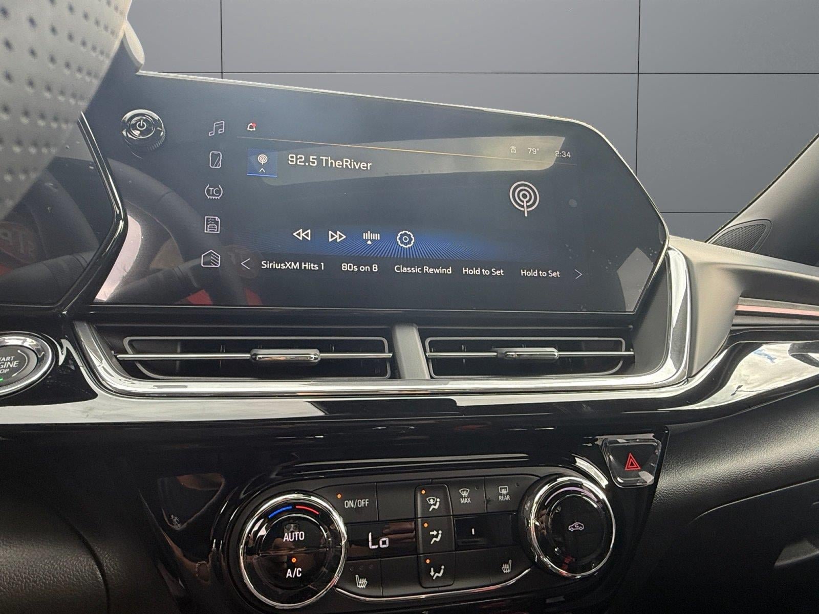 New 2026 Chevrolet Trax RS w/ Sunroof Package FWD image 21