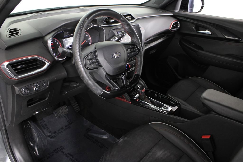 Used 2023 Chevrolet TrailBlazer RS image 17