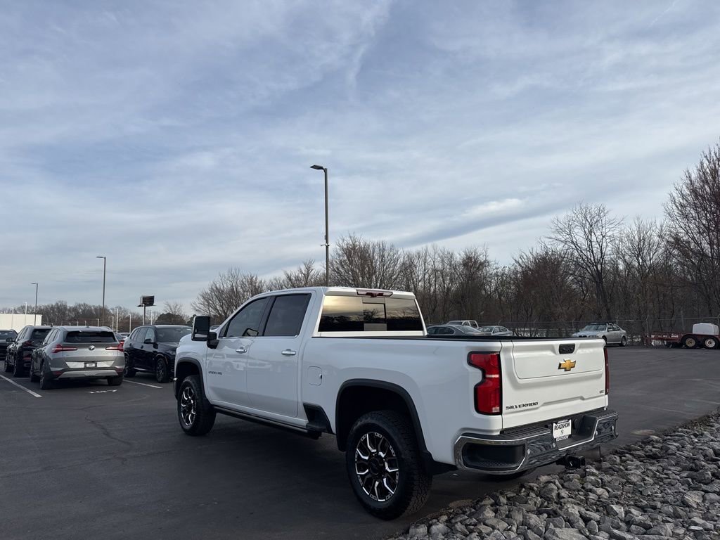 Used 2024 Chevrolet Silverado 2500 LTZ w/ LTZ Plus Package image 3