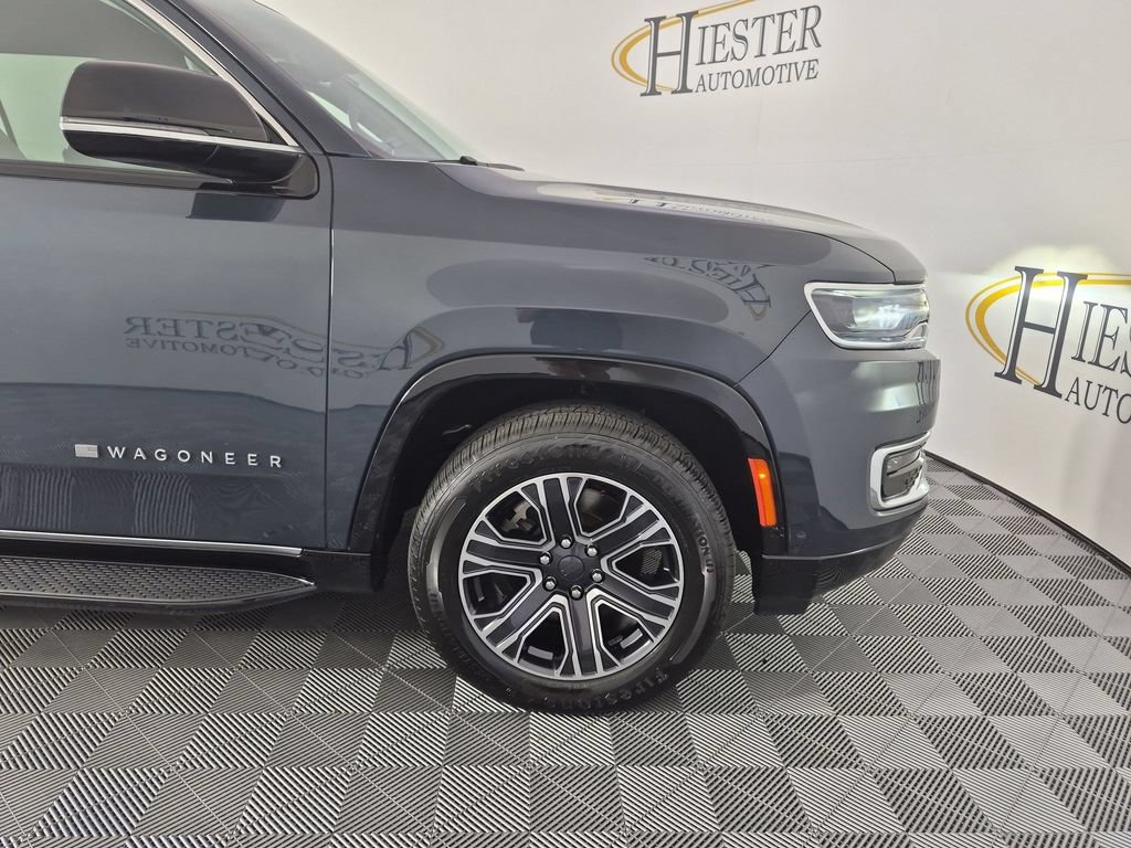 Certified 2024 Jeep Wagoneer Series II w/ Flexible Seating Group AWD/4WD image 12