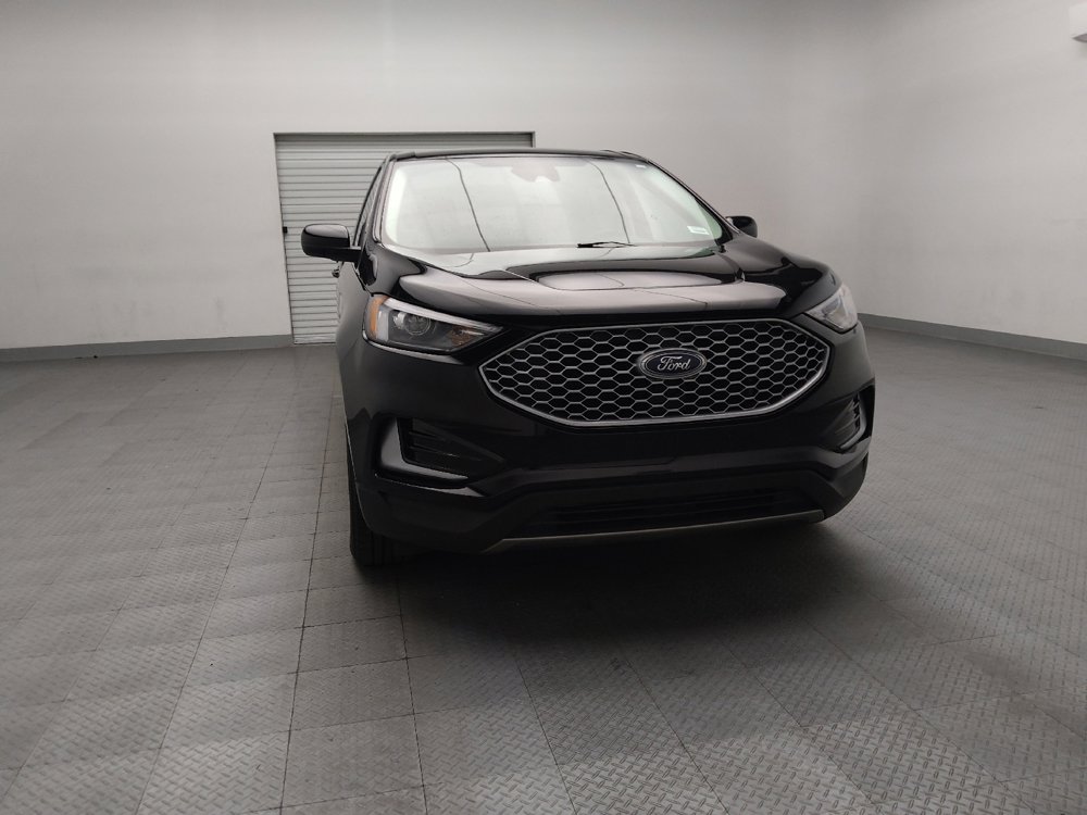 Used 2024 Ford Edge SEL image 14