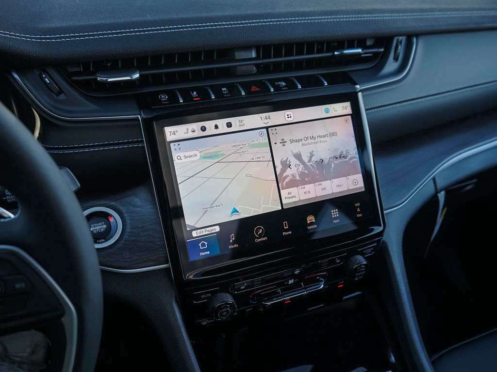 New 2025 Jeep Grand Cherokee Limited image 23