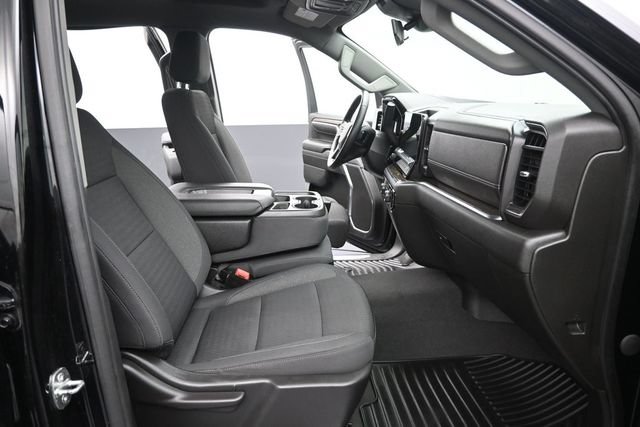 Used 2023 Chevrolet Silverado 1500 LT AWD/4WD image 12