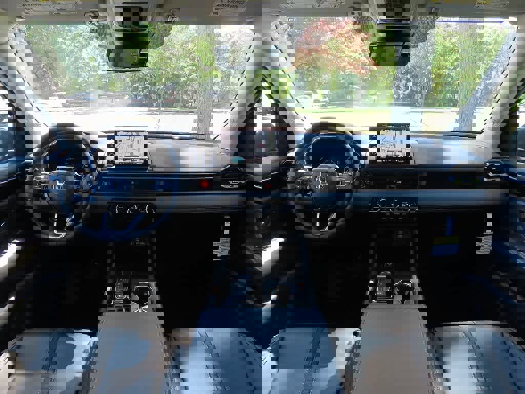 New 2025 Honda Pilot Touring image 18