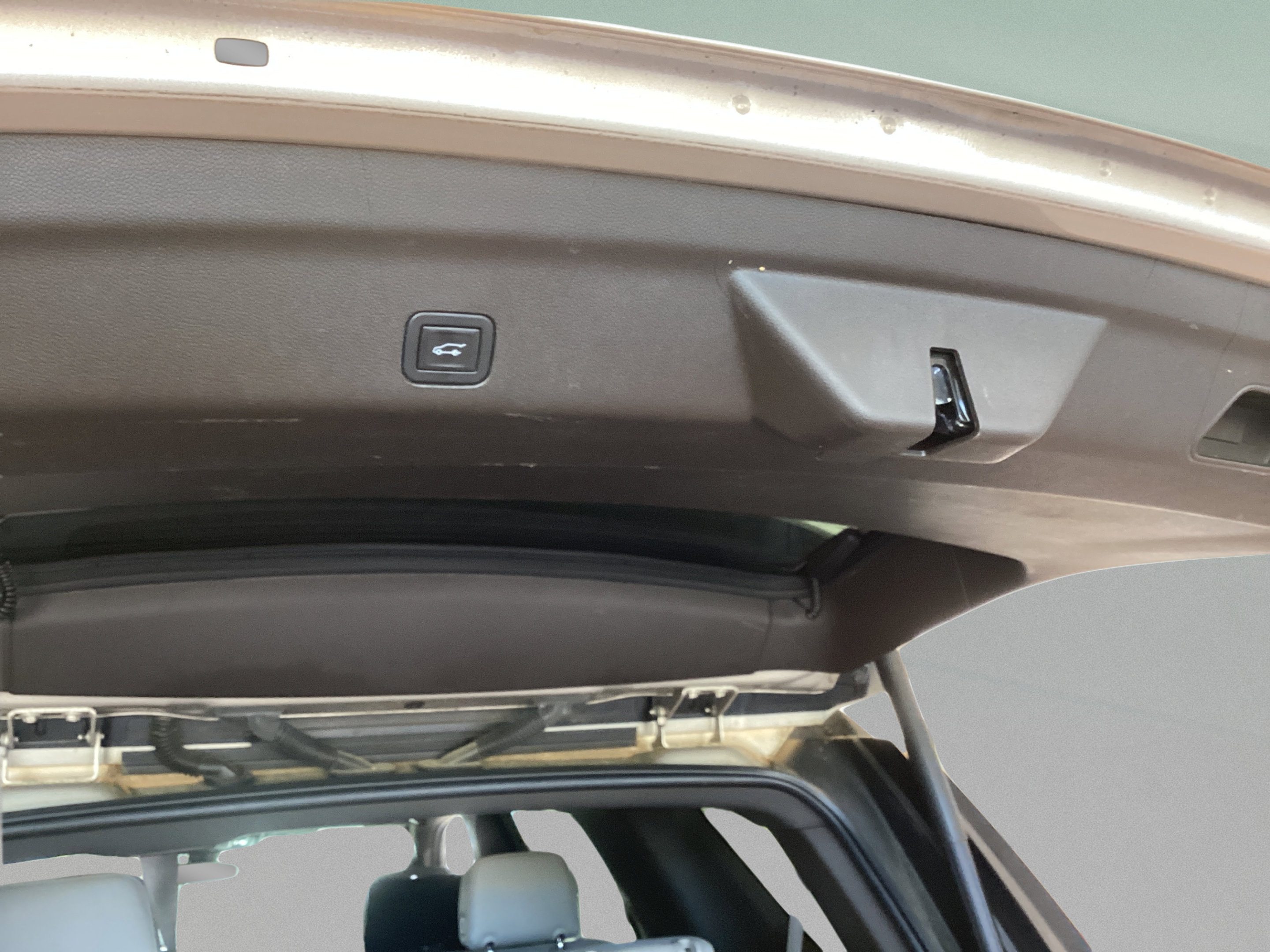 Used 2021 Chevrolet Tahoe LT w/ Rear Media and Nav Package RWD image 31