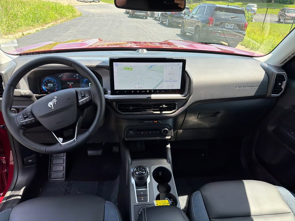 Used 2025 Ford Bronco Sport Outer Banks w/ Outer Banks Tech Package+ AWD/4WD image 15