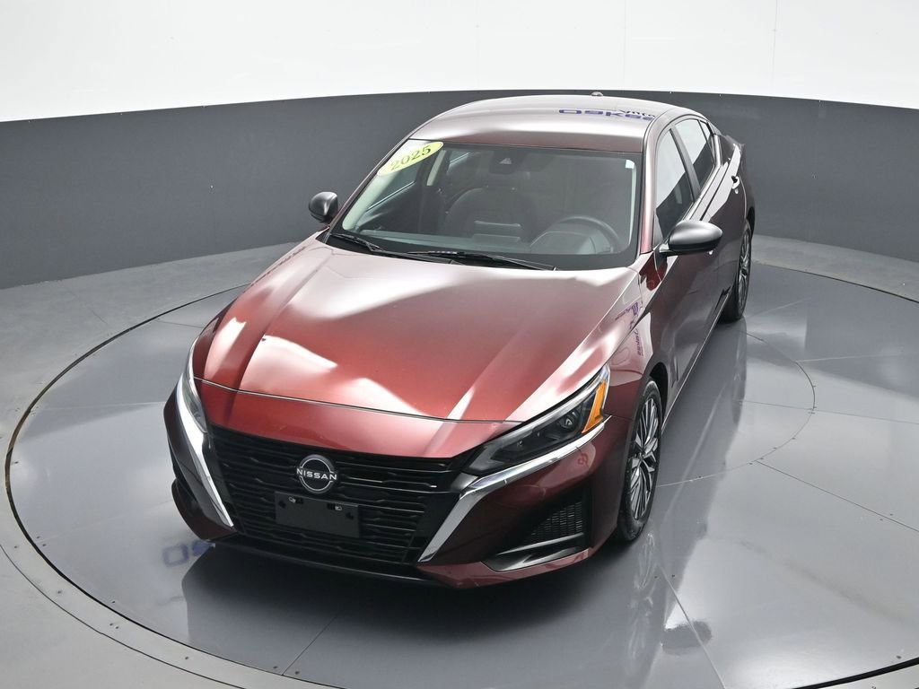 Used 2025 Nissan Altima 2.5 SV image 46