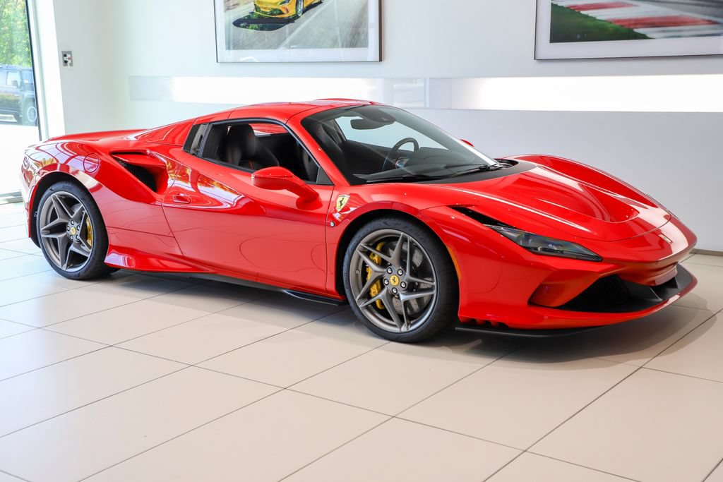 Certified 2022 Ferrari F8 Tributo RWD image 16