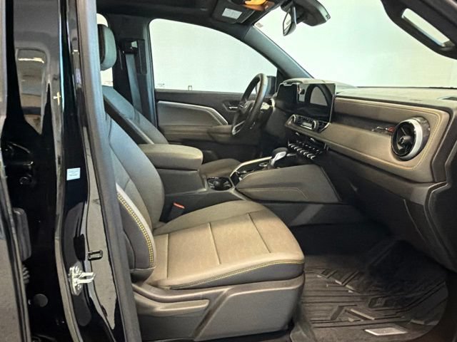 Used 2025 Chevrolet Colorado ZR2 AWD/4WD image 33