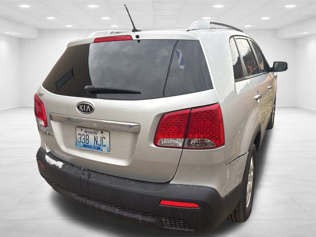 Used 2013 Kia Sorento LX image 4