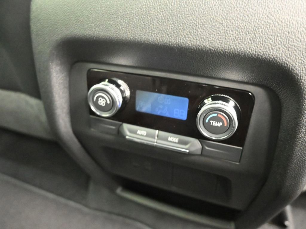 New 2026 Buick Enclave Sport Touring image 9