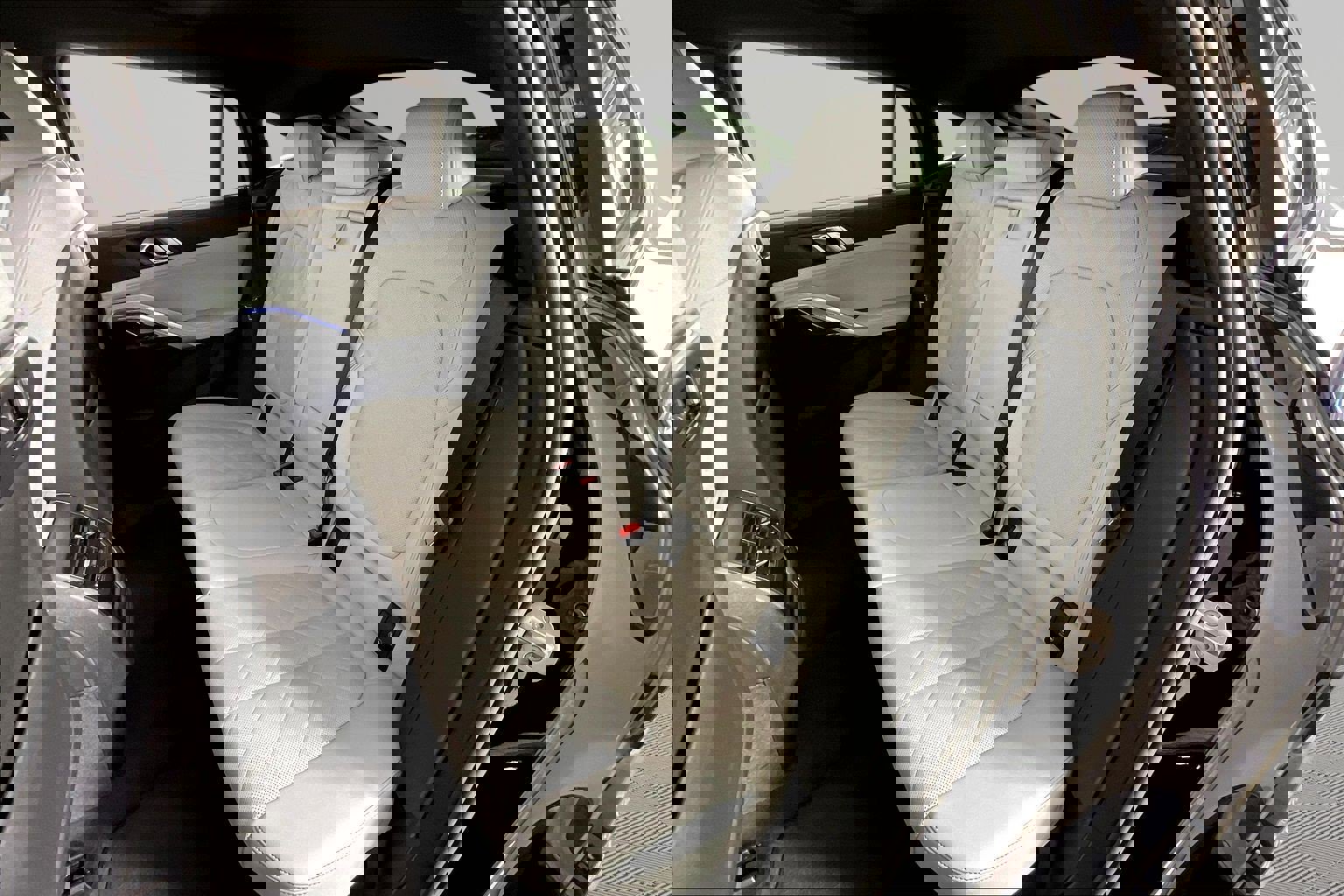 Certified 2024 BMW X6 xDrive40i w/ M Sport Professional Package image 26