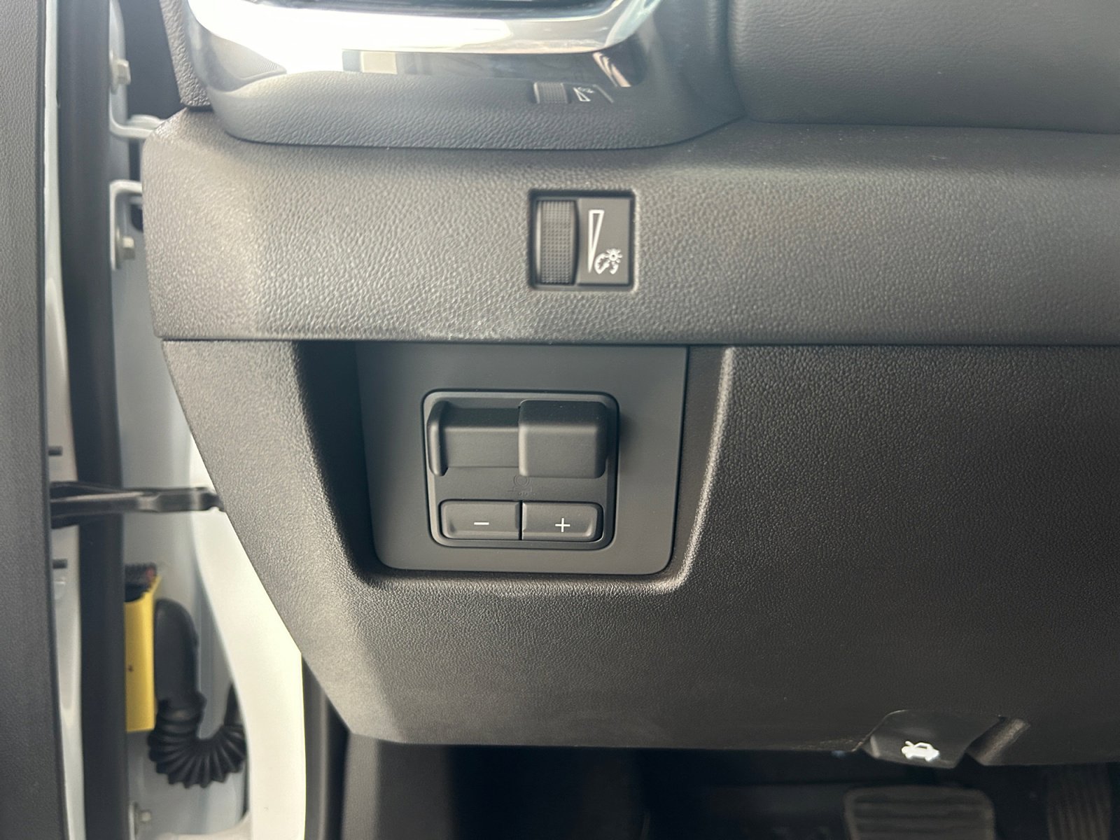 New 2026 GMC Canyon Elevation w/ Convenience Package image 21