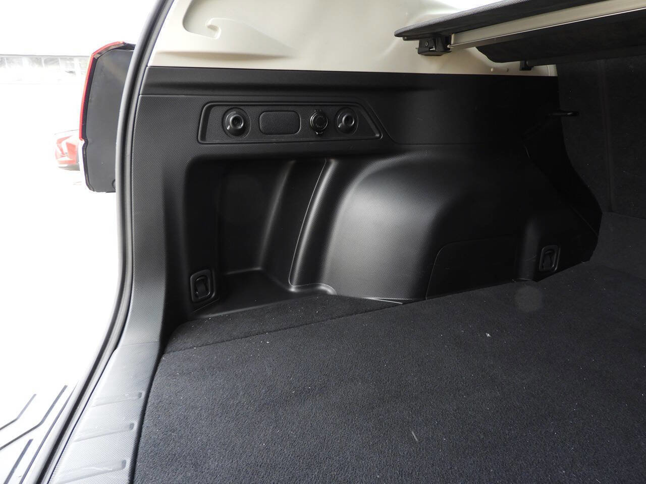 Used 2021 Subaru Forester Premium image 25