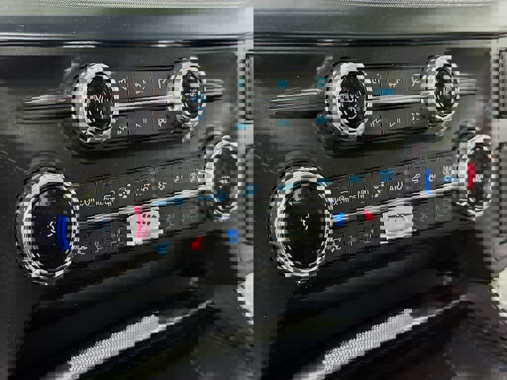 Certified 2022 Ford F150 Limited image 18