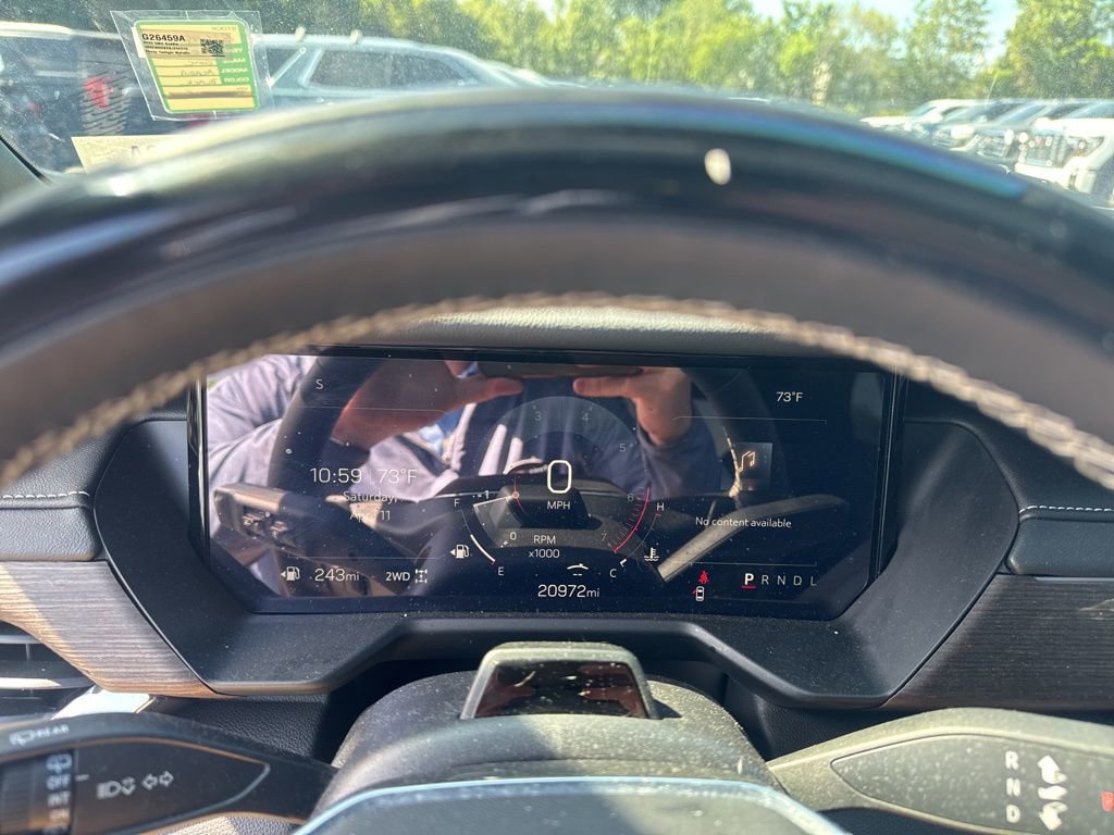 Certified 2025 GMC Acadia Denali w/ Super Cruise Package image 10