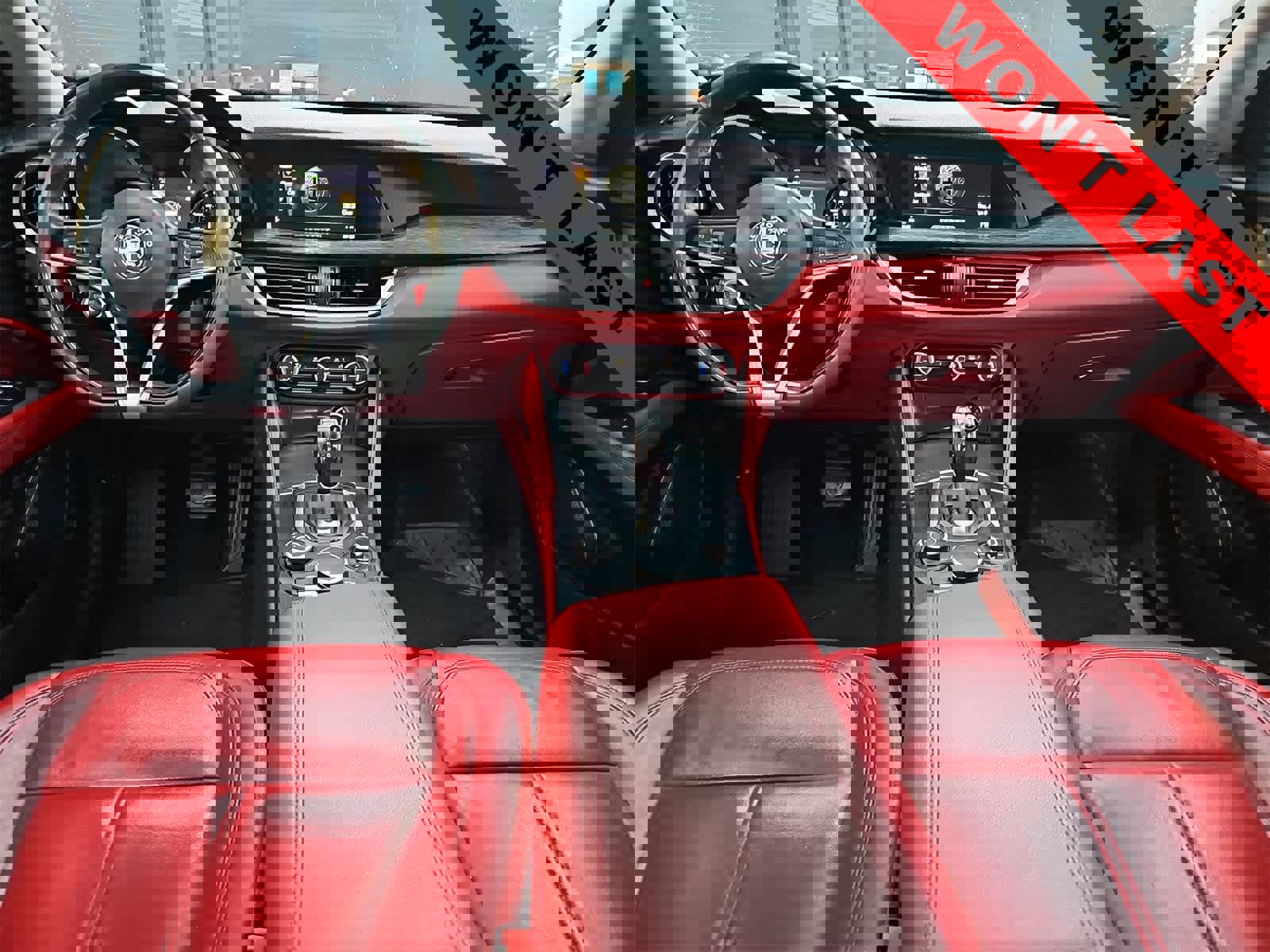 Used 2019 Alfa Romeo Stelvio w/ Nero Edizione image 13