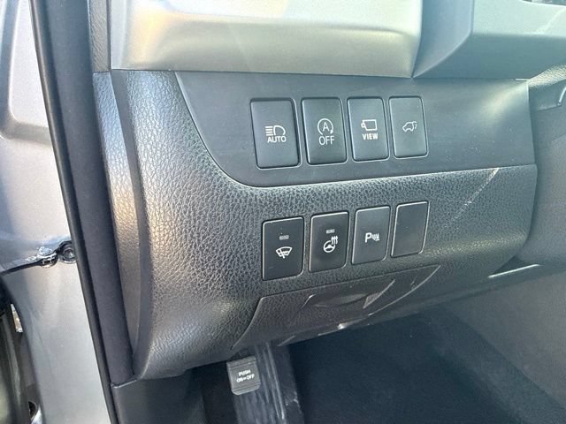 Used 2017 Toyota Highlander Limited Platinum w/ Carpet Mat Package AWD/4WD image 22